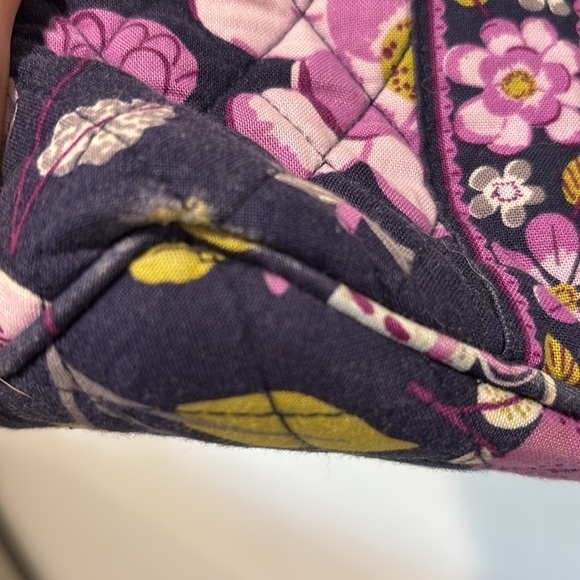 Vera Bradley Tote - Picture 5 of 6